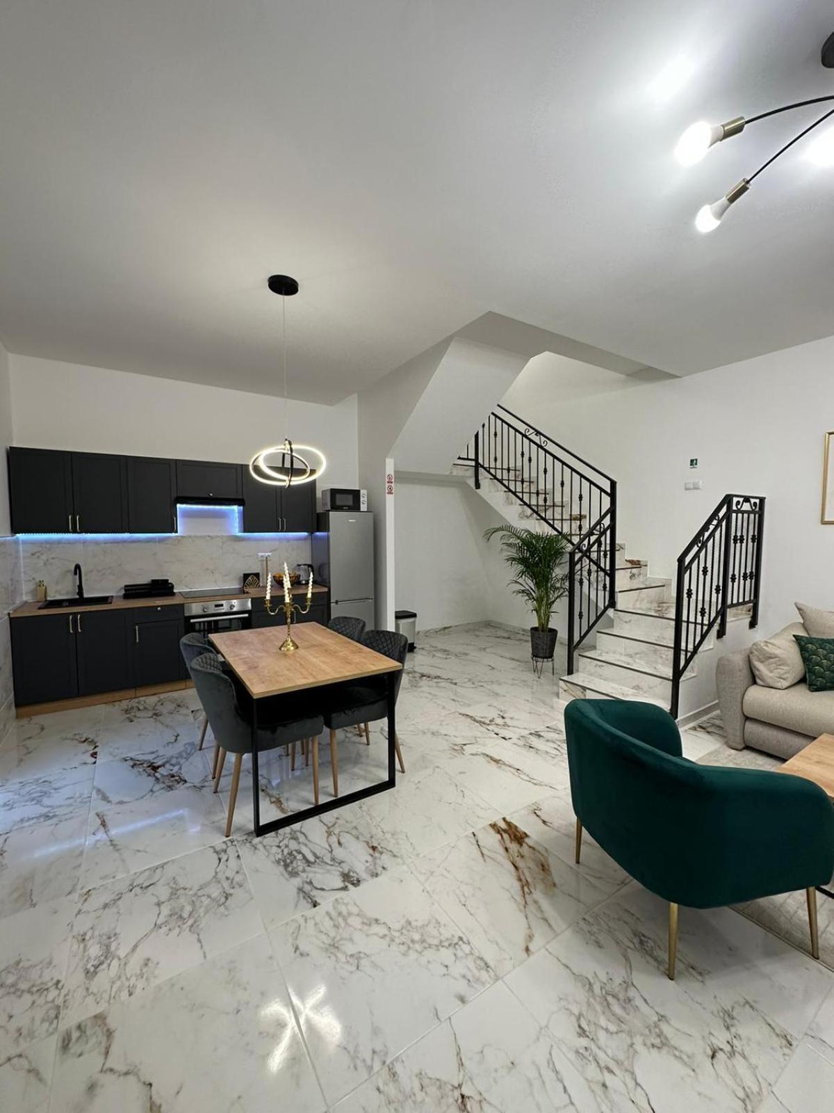 Apartments Green Linden 拉科维察 外观 照片